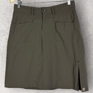 Royal Robbins Khaki Hiking Skirt Size 6 Stretch Performance Outdoors Zipper Mini